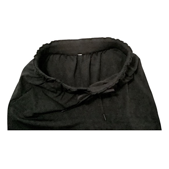 Lululemon Athletica On The Fly Woven 25” Black Pants in Size 8 - Picture 6 of 8